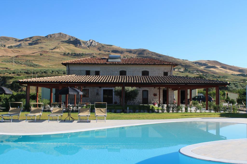Tenuta Lanza Il Mulino Acquaviva Platani Exterior foto